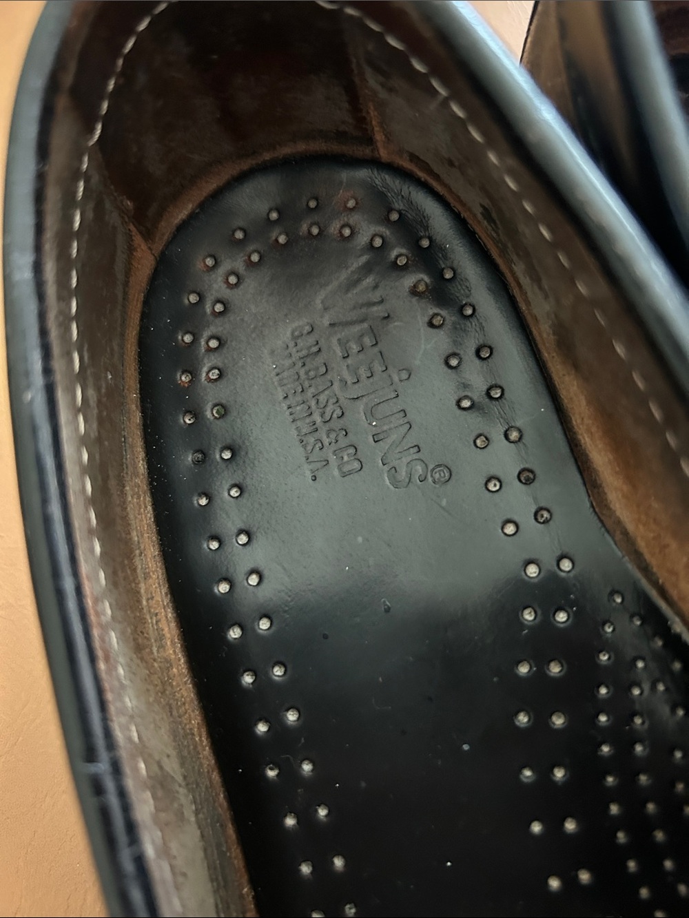 GH Bass Weejuns Black Leather Penny Loafers  Sz 9 - Picture 8 of 8